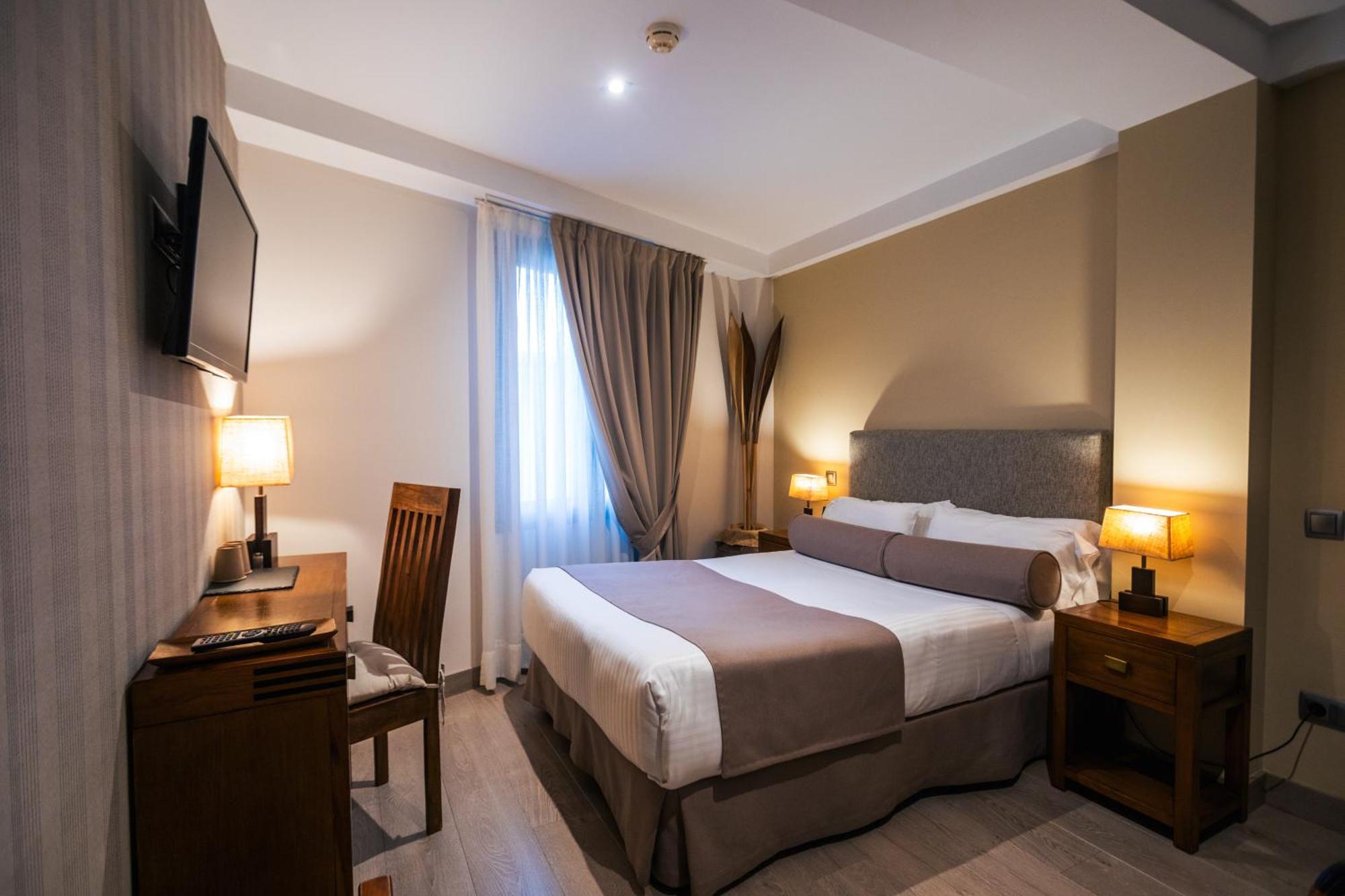 Le Petit Boutique Hotel (Adults Only) Сантандер Екстер'єр фото