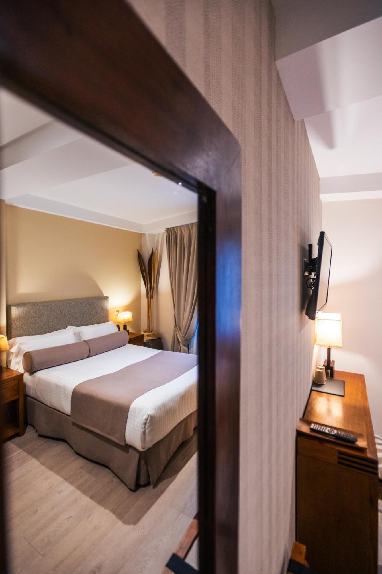 Le Petit Boutique Hotel (Adults Only) Сантандер Екстер'єр фото